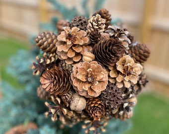 Pine cone Kissing ball, Rustic kissing ball