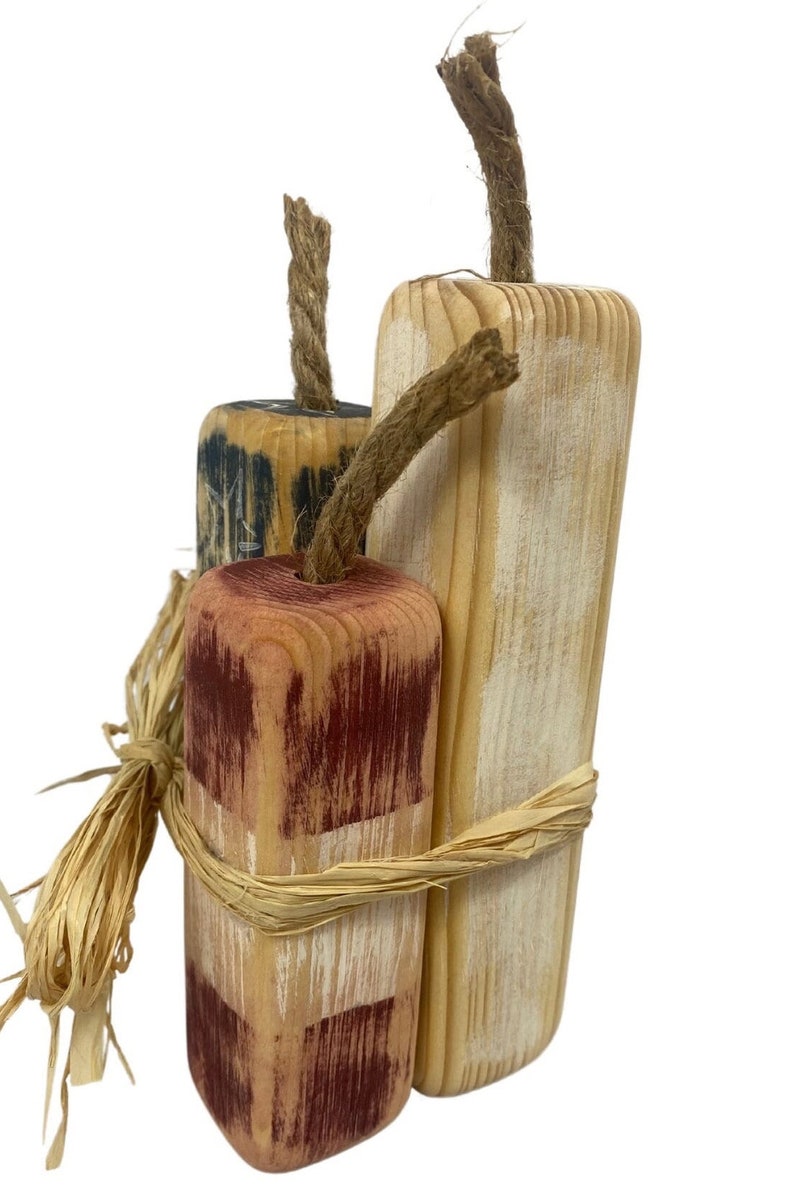 Rustic 4th Of July Decor, Wood Firecracker Decor, Primitive Americana Decor, Labor Day Decorations, Primitive patriotic Decor, Shelf Sitter bild 3