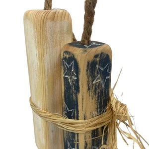 Rustic 4th Of July Decor, Wood Firecracker Decor, Primitive Americana Decor, Labor Day Decorations, Primitive patriotic Decor, Shelf Sitter bild 2