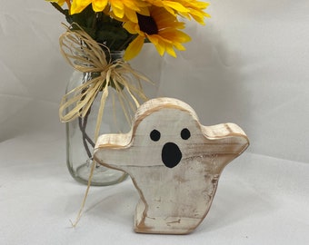 Rustic Wooden Ghost Decoration – Handmade Farmhouse Halloween Décor, Primitive Fall Accent