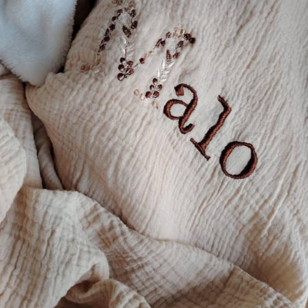 Baby blanket - personalized baby blanket - double cotton gauze blanket - embroidered blanket