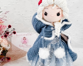 Crochet Snow Queen Elsa Doll, Removable Clothes, Handmade Amigurumi