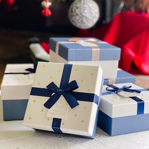 Elegant Luxury Gift Box - Premium Packaging for Wedding Gifts, Christmas Presents, Special Occassion Packaging, empty cardboard gift box