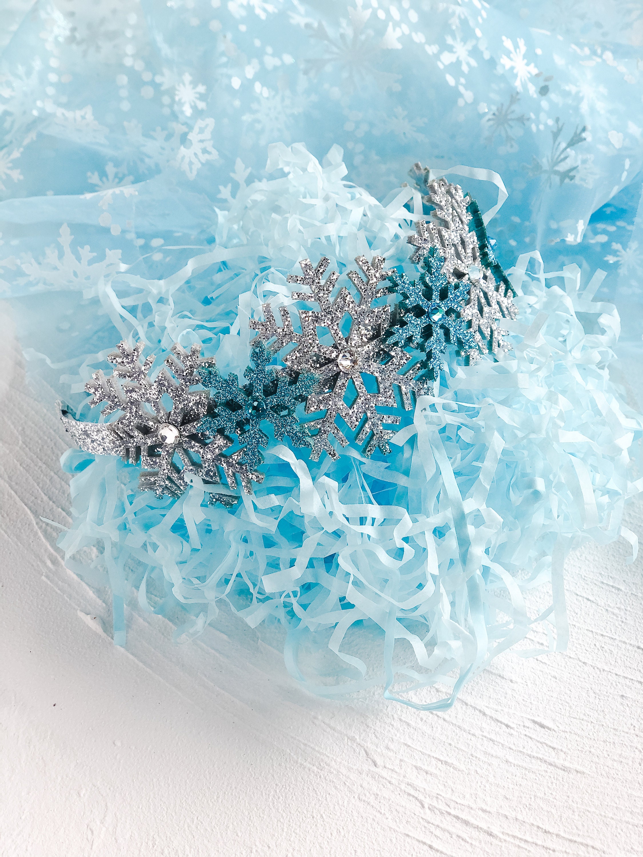 Ensemble diadème et baguette magique Elsa Flocon de Neige : Déguisement Elsa La Reine des Neiges pour anniversaire de fille - France