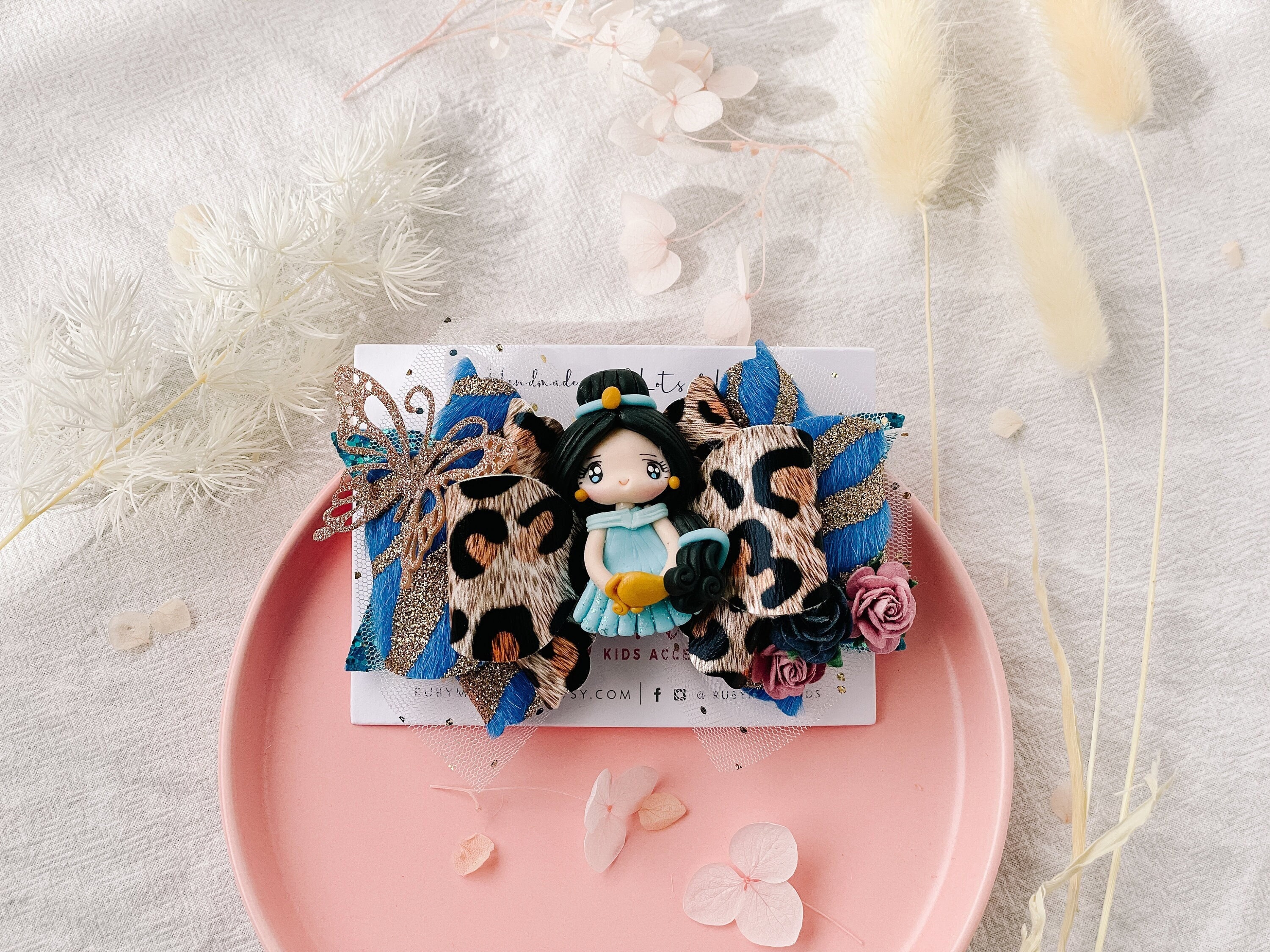 Jasmine Hair Bow: Aladdin Princess, Leopard Print, Clay Figurine