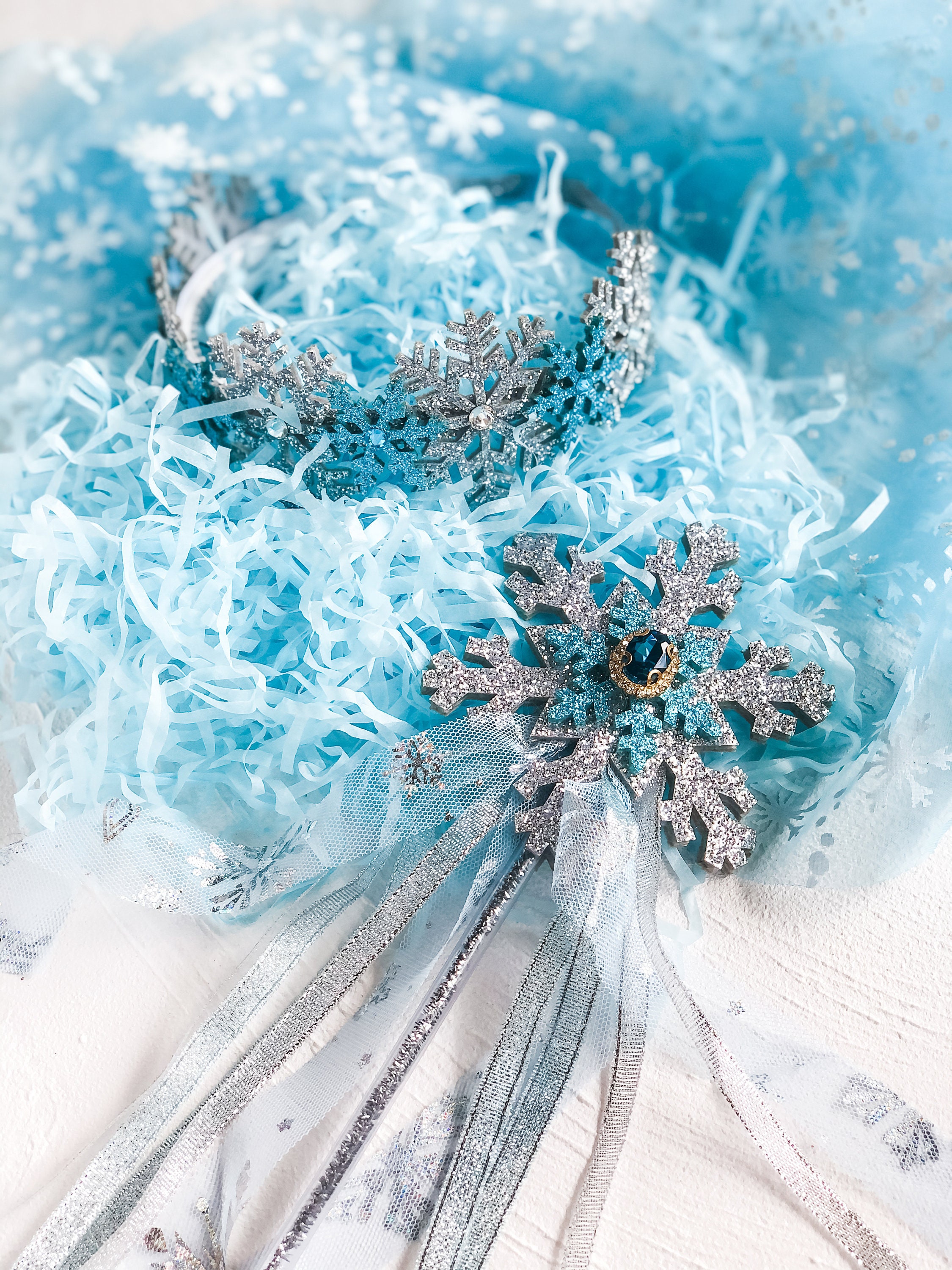 Elsa Snowflake Tiara and Wand Set: Frozen Birthday Costume Elsa