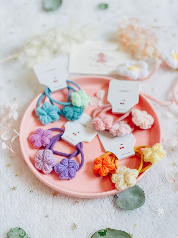 Crochet Daisy Hair Tie or Clip: Hand-knitted Floral Accessories - Etsy