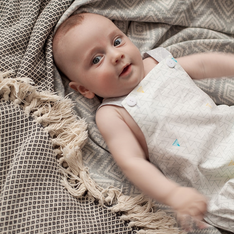 - Summer Boho Baby Romper High Quality Original Cotton Organic Baby Clothes Romper Baby Romper with Triangle Print