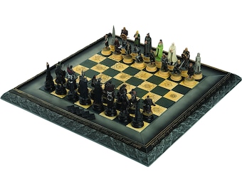 Featured image of post Lord Of The Rings Chess Set Etsy : If you are a lord of the rings fan and love chess then there is nothing better than this the board contains the map of middle earth under the playing surface and measures 15 inches by 15.