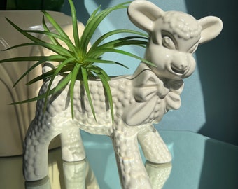 Vintage Royal Haeger Ceramic Lamb Planter