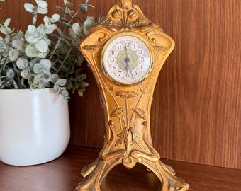 Vintage Art Nouveau Mantel Clock