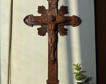 Vintage 10” Crucifix