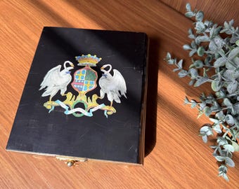 Vintage Decorative Keepsake Box, Heraldic Coat of Arms with Swans "Vix ea nostra voco" Ovid's Metamorphoses