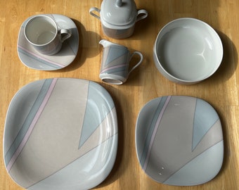 80s Deco Mikasa Dinnerware, Galleria Opus Black Calla Lily Pattern Plates, Soup & Salad Bowls, Cup + Saucer Sets