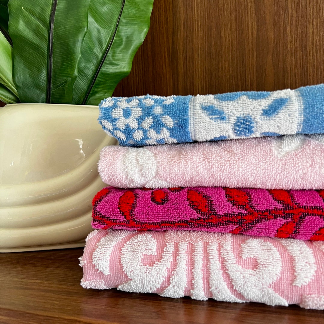 Vintage Bath Towels, Groovy Floral Print Hand Towels for Retro 70s