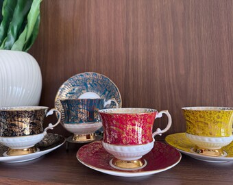 Vintage Tea Cups and Saucers in Elizabethan Sovereign Pattern, Fine Bone China