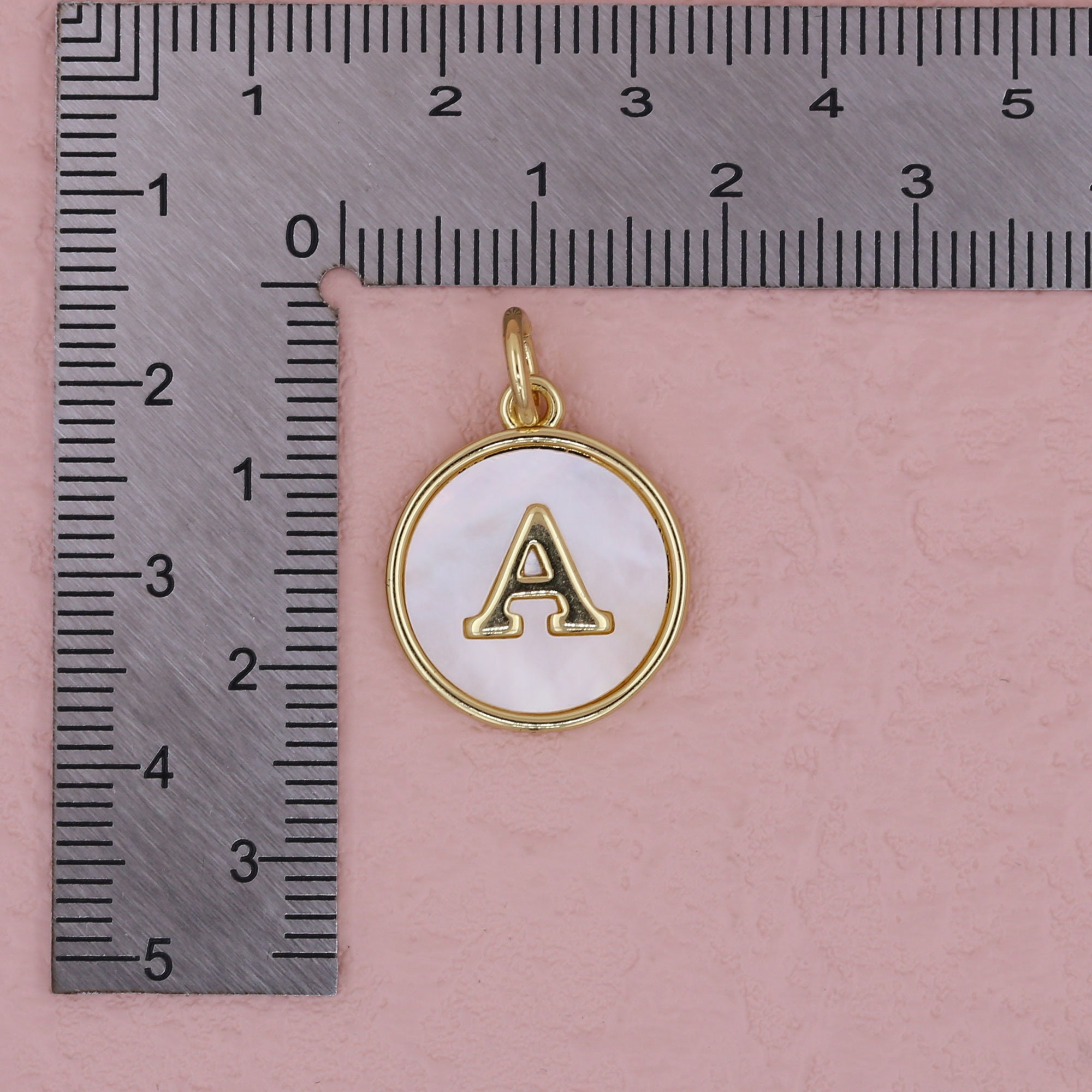 Initial Shell Pendants Luxury Personalized Simple Round Coin White Shell Initial Pendants,18k ...
