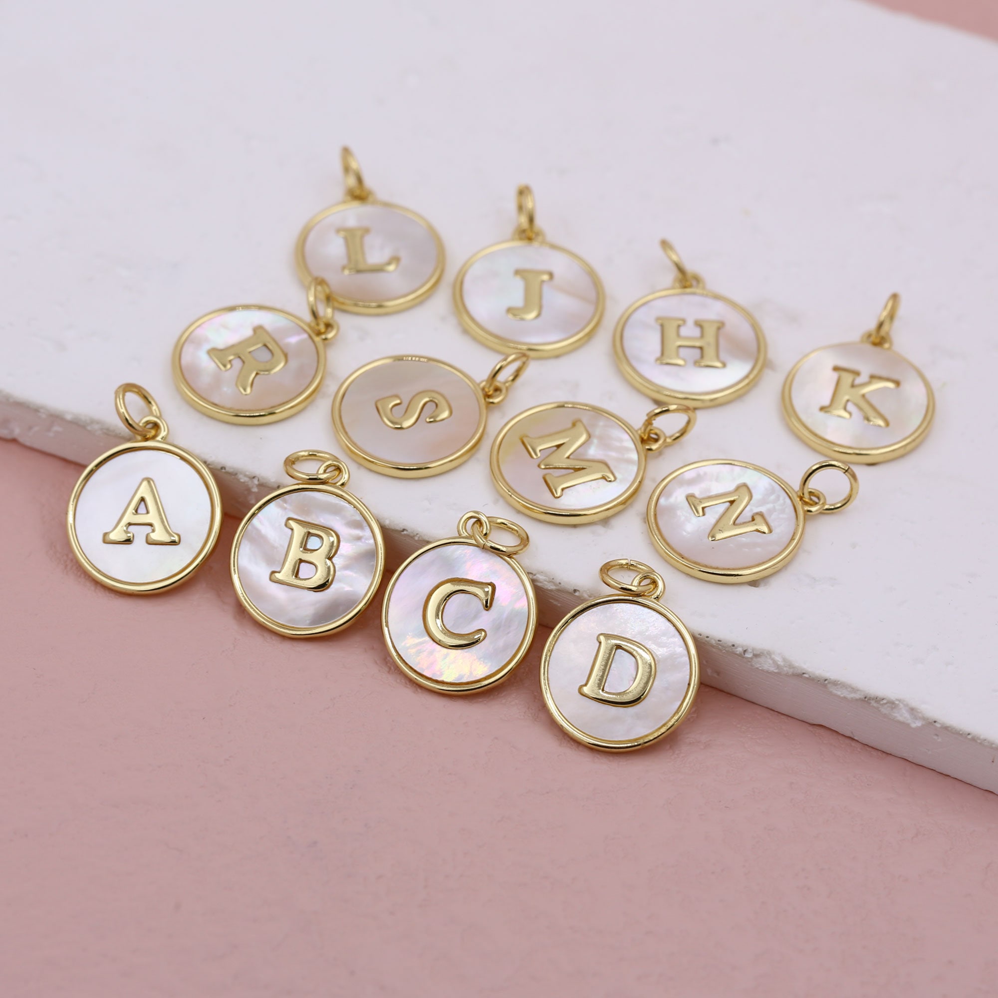 Initial Shell Pendants Luxury Personalized Simple Round Coin White Shell Initial Pendants,18k ...