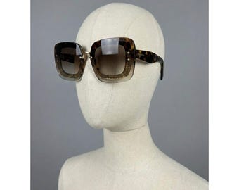 Women's Miu Miu SMU 01R Reveal Sunglasses Size 67/17 (Y0318)