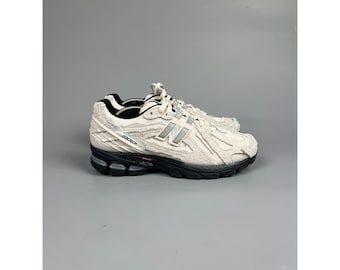 New Balance 1906D Protection Pack 'Turtledove' Wildleder-Sneaker für Herren, Größe US 10 (Y0998)