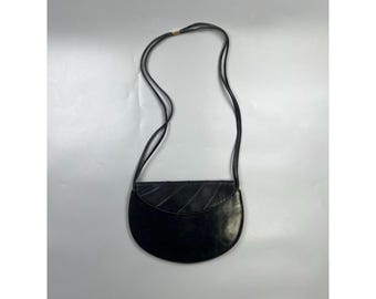 Women's Bally Vintage Leather Clutch (Y0995)