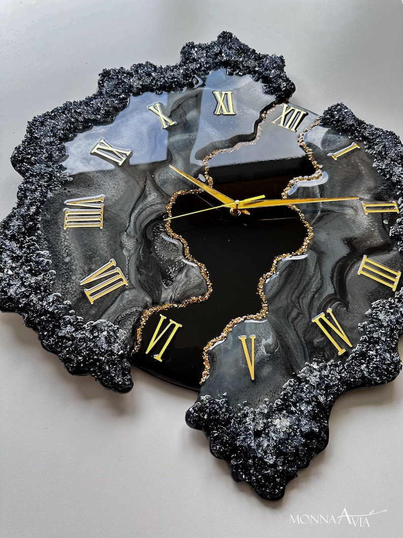 Handmade Epoxy Wall Clock With a Stone Effect and Gold Details Unique ...