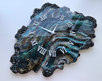 Reloj de pared negro Geode Reloj de pared de resina epoxi Regalo de inauguración de la casa Primera vivienda Arte de resina Decoración de apartamentos Regalo de aniversario para padres