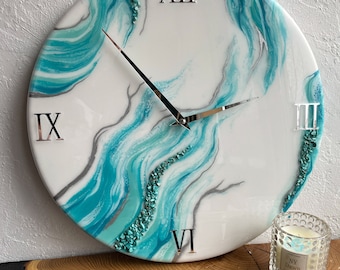 Resin Wall Clock, turquoise wall clock, Resin art clock, Home decor, Modern wall art, anniversary gift for parents, epoxy art, epoxy resin