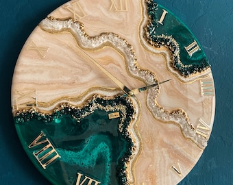 Resin geode clock, geode painting, resin art clock, abstract painting, wall art living room, geode wall picture, gold wall decor, modern art