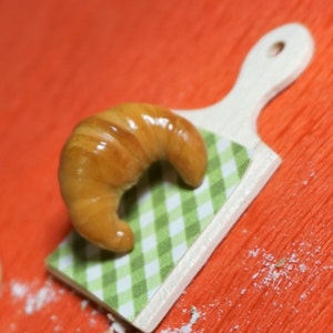 Croissant | Cute handmade clay pin | Miniature food jewelry