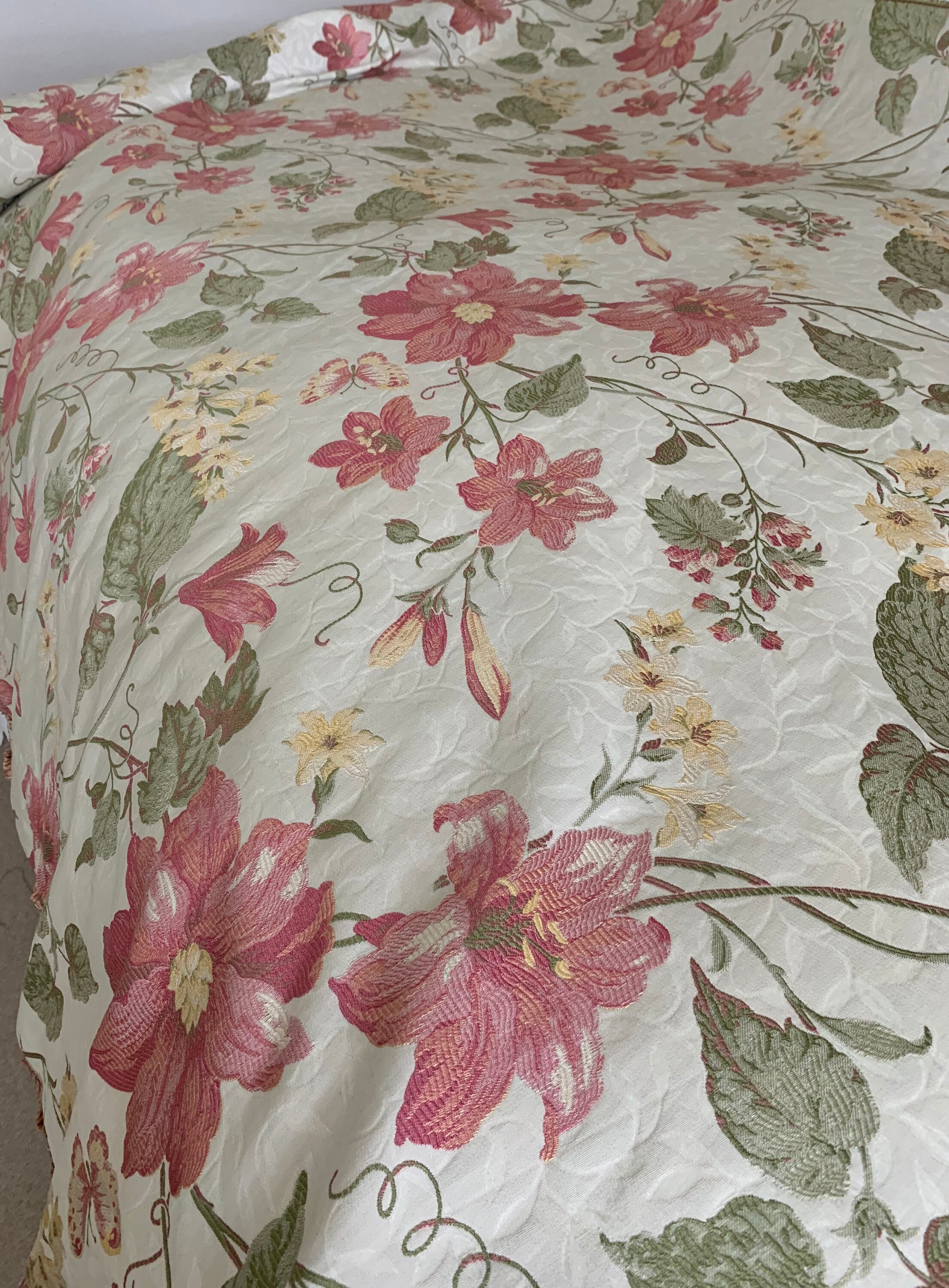 Beautiful Vintage Floral Upholstery Fabric 7 Yds X 58 Etsy