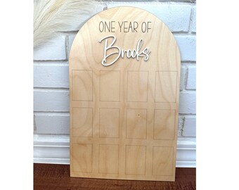 One Year Photo Board, First Birthday Decor, Monthly Milestones, First Birthday Photo Display, Baby Monthly Photos, Baby Picture Frame