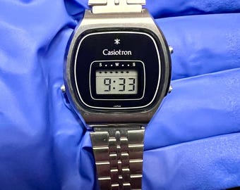 希少なヴィンテージ カシオ カシオトロン 腕時計 49CS-25 デジタル LCD