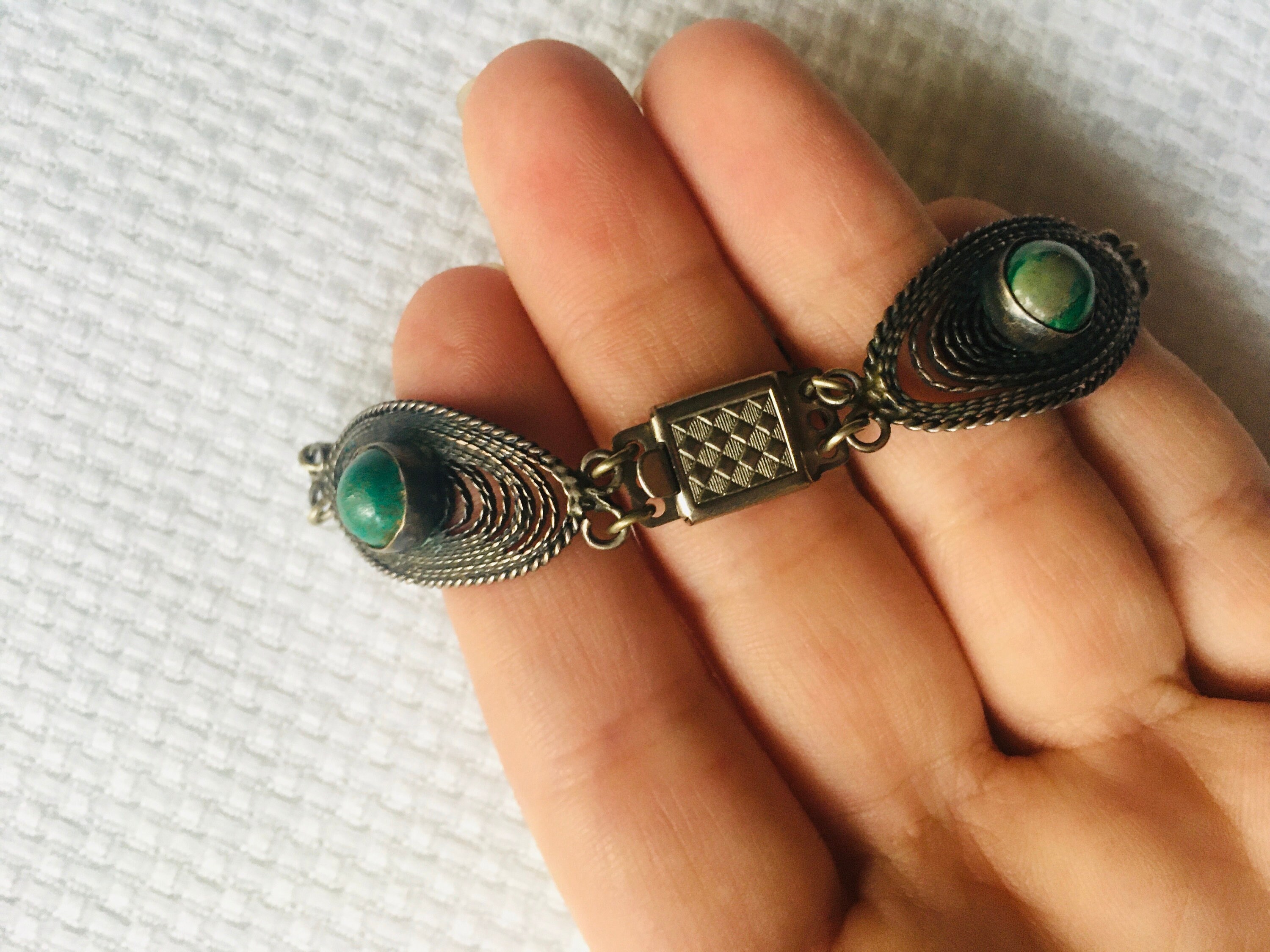 Vintage Green Stone and Silver Spiral Filigree Link Bracelet