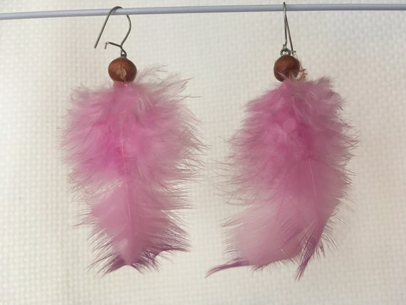 Vintage 80s Purple Feather Earrings, Soft Lavende… - image 2