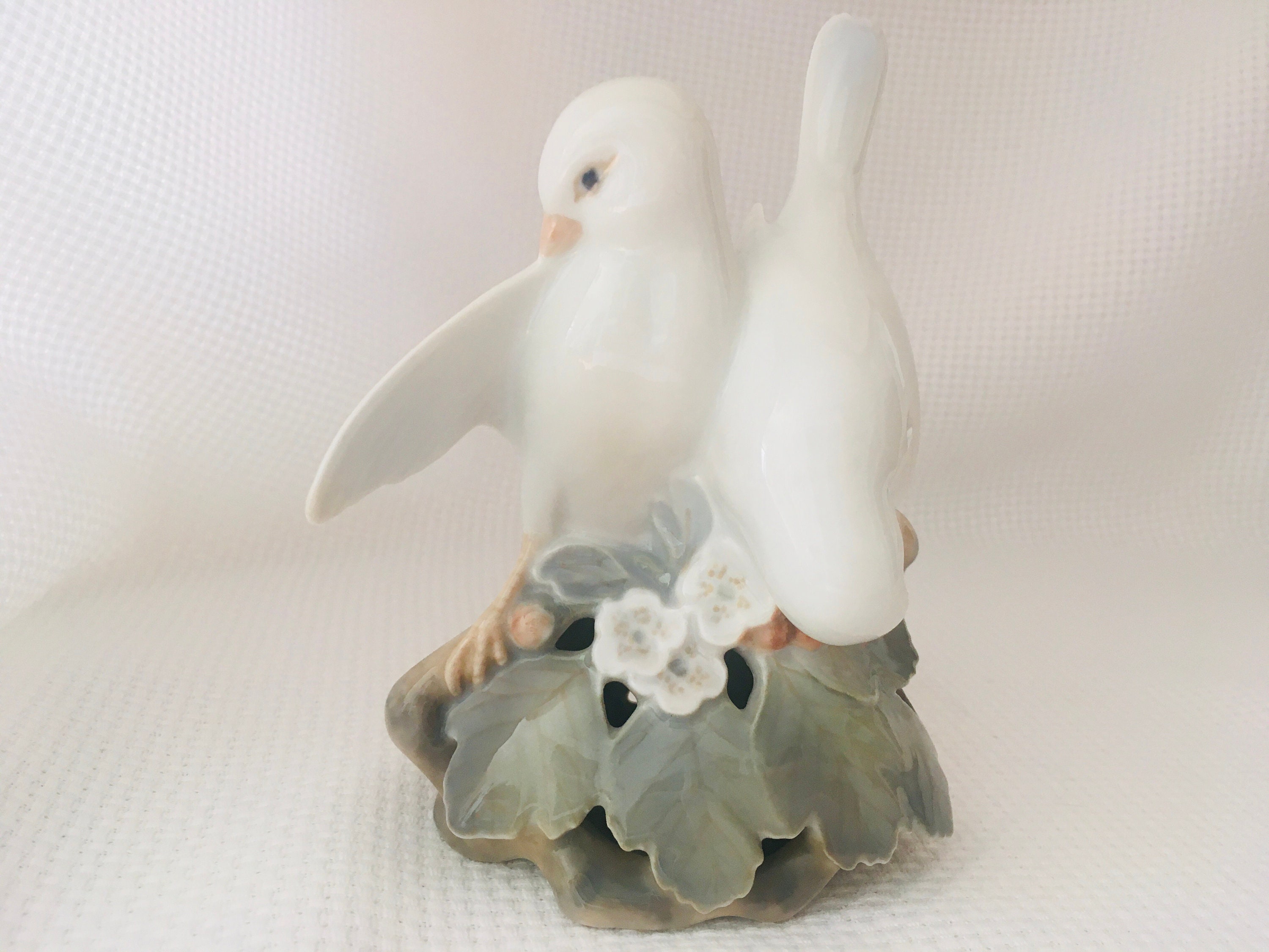 – Lovebirds Wooden Carved Hand 鳥置物　ラブバード ロイヤルコペンハーゲン　lovebirds Set 8 | Four of コレクション