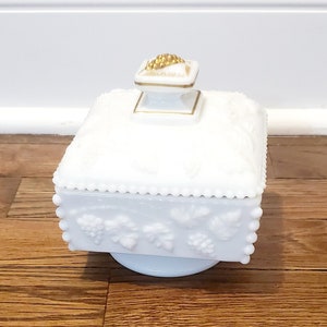 Westmoreland Milk Glass Paneled Grape Gold Accent Beaded Honey Dish