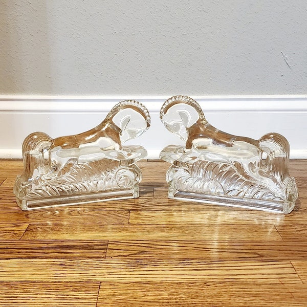 Pair of L.E. Smith Clear Running Stallion Bookends ( Imperfect )