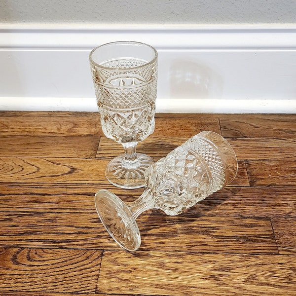 Anchor Hocking Wexford Pair of Clear Glass Water Goblets