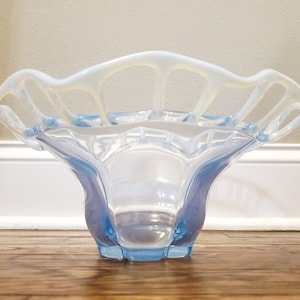 Duncan and Miller Blue Opalescent Murano Art Glass Bowl