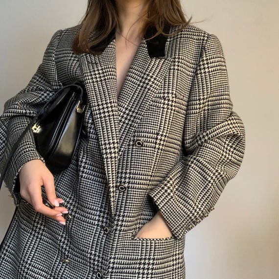 Vintage black and white blazer