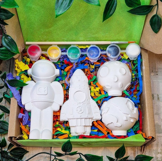 Paint Your Own Space Pack | Kids Craft Kit | Space Craft * Children's Gifts Ideas | Birthday | Kids Activities | Party Gift | Space Theme