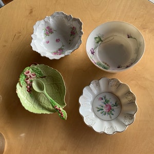 Vintage Collectible 4” Vintage Hand Painted China Bowls Set of 4