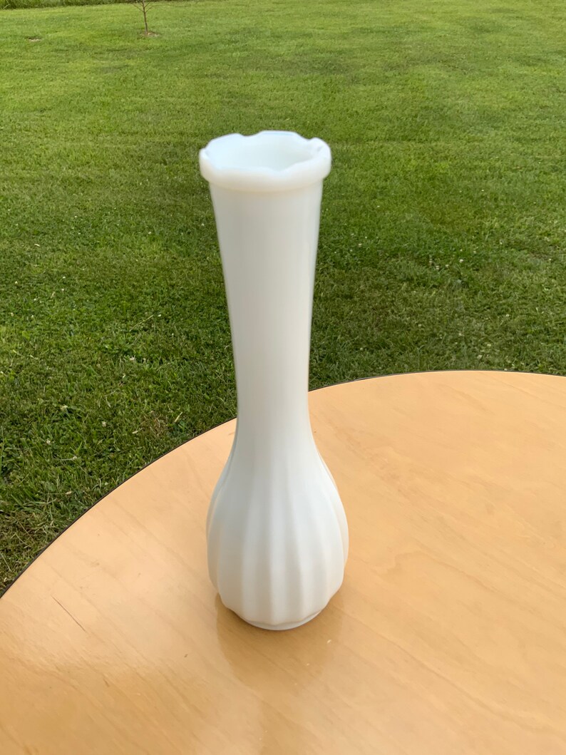 Set of 3 White Milk Glass Bud Vases Etsy