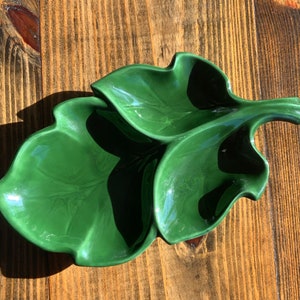 Vintage Ceramic Divided Leaf Serving Dish 12”x7”