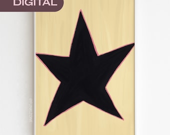 Può includere: Una stampa d'arte digitale che presenta una grande stella nera a cinque punte centrata su uno sfondo giallo pallido. La stella è delineata con un sottile bordo rosa disegnato a mano. Il testo DIGITAL appare in un riquadro viola scuro.