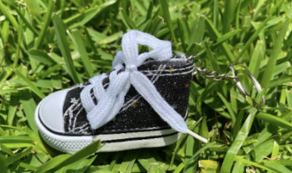 Converse Key Chains Mini Converse Keychain Shoe Keychain Sneaker Keychain High Top Key Chain Glitter Print 12 Pack Option Available Etsy Canada