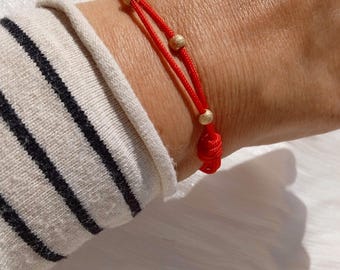Red String Bracelet: Kabbalah Protection, Gold Plated Beads
