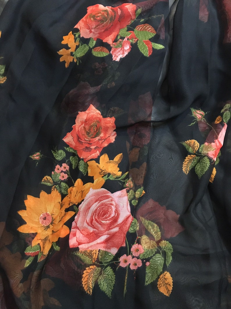Floral printed Sari-Silk Chiffon Fabric.