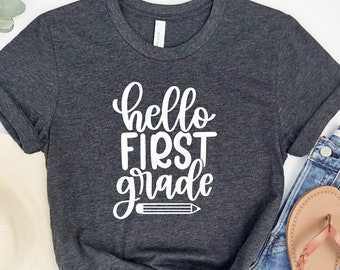 Bonjour chemise de première année, t-shirt de rentrée scolaire, chemise d'enseignant de l'équipe, chemise d'enseignant, chemise d'enseignant de première année, t-shirts premier jour d'école
